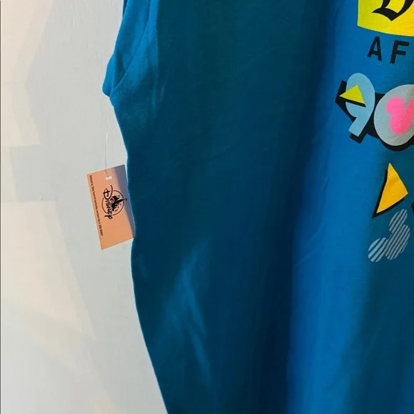 2025 Disneyland 90’s Nite Event S/S Unisex Tee - Picture 6 of 6